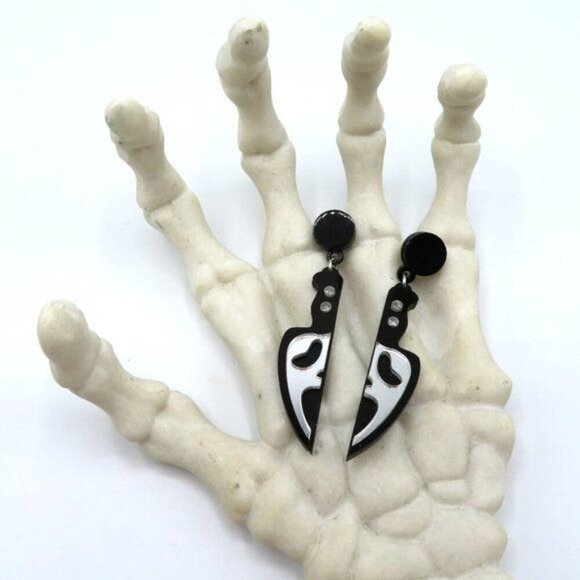 Ghost Face Knife Shaped Rhinestone Accent Dangle Earrings Scream Halloween NEW - Picture 8 of 9